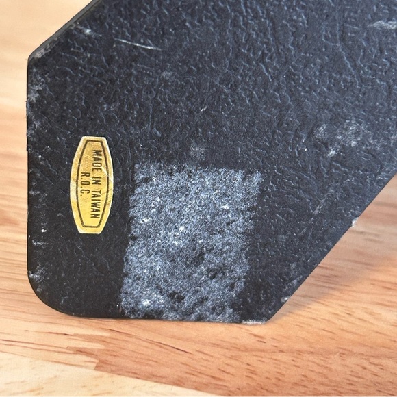 Vintage Picture Frame Resin and Glass Taiwan Hummingbirds - Picture 4 of 9